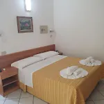 Hotel Venezia San Mauro Mare Отель San Mauro Mare