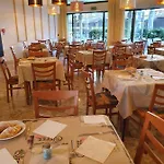 Отель Hotel Venezia San Mauro Mare