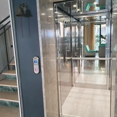 Hotel Venezia San Mauro Mare מלון 3*