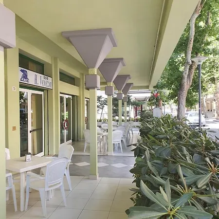 Hotel Venezia San Mauro Mare 3*