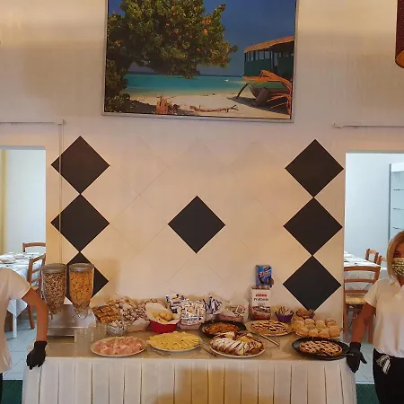 Hotel Venezia San Mauro Mare Отель San Mauro Mare